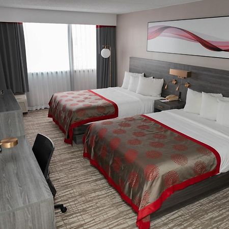 Ramada By Wyndham Cedar Rapids Hotell Eksteriør bilde