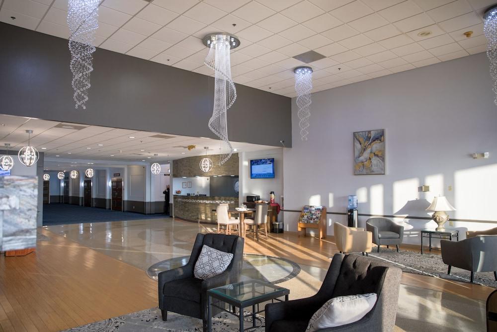 Ramada By Wyndham Cedar Rapids Hotell Eksteriør bilde